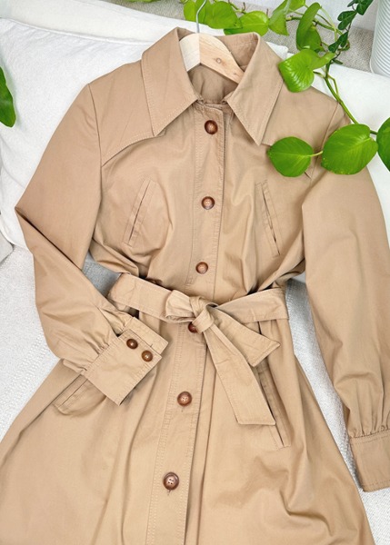 (us)beige trench coat