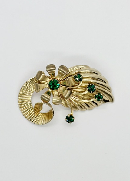 (us)green stone brooch